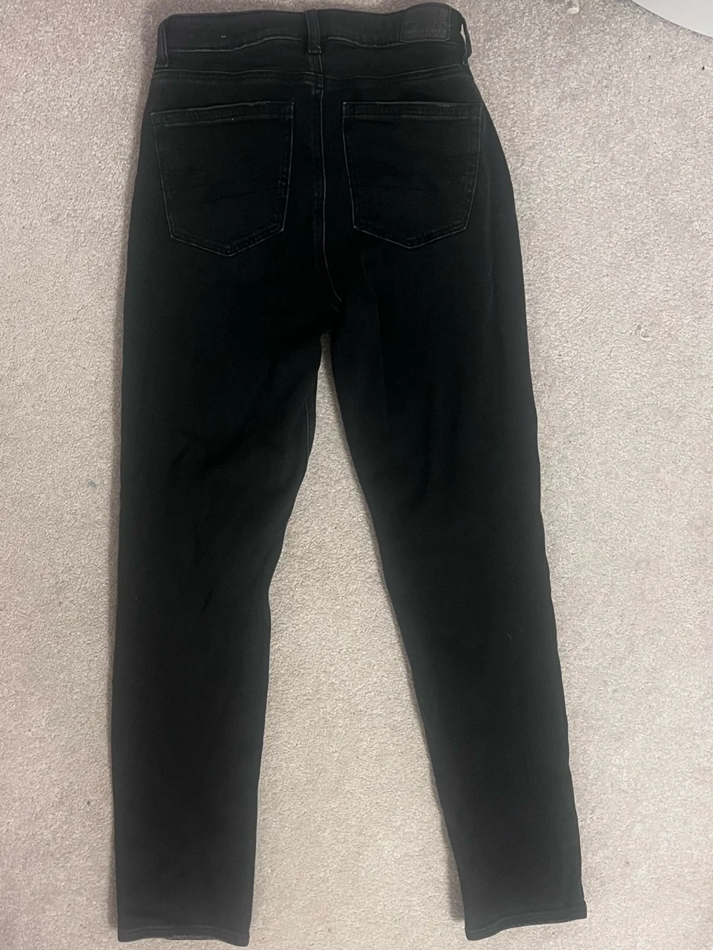 American Eagle Outfitters black women’s